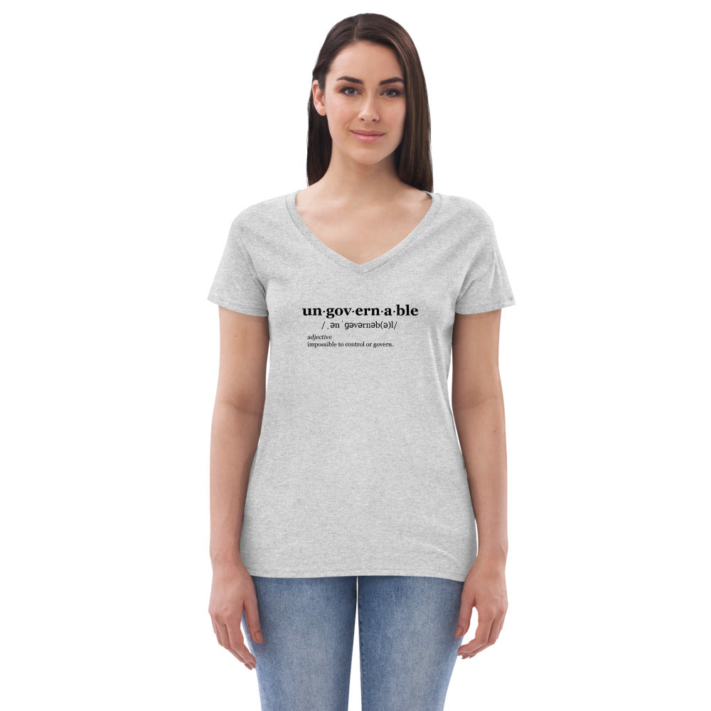 Ungovernable Women’s V-Neck T-Shirt BLK TXT